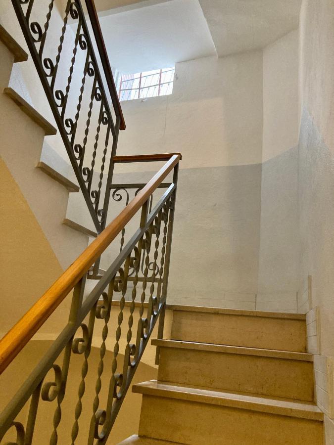 La Pomposa Del Teatro Hotel Modena Kültér fotó